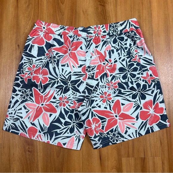 Maui and SonsMen’s Athletic Shorts Red and Black Size L - Picture 2 of 10